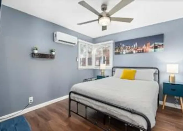 Apex Executive - 1422 E Brill St Phoenix
