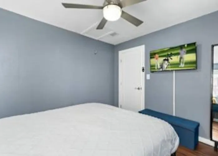 Apex Executive - 1422 E Brill St