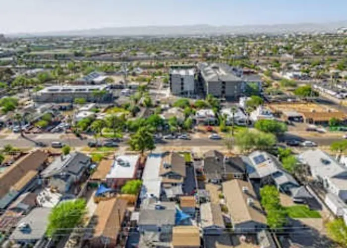 Apex Executive - 1422 E Brill St Phoenix